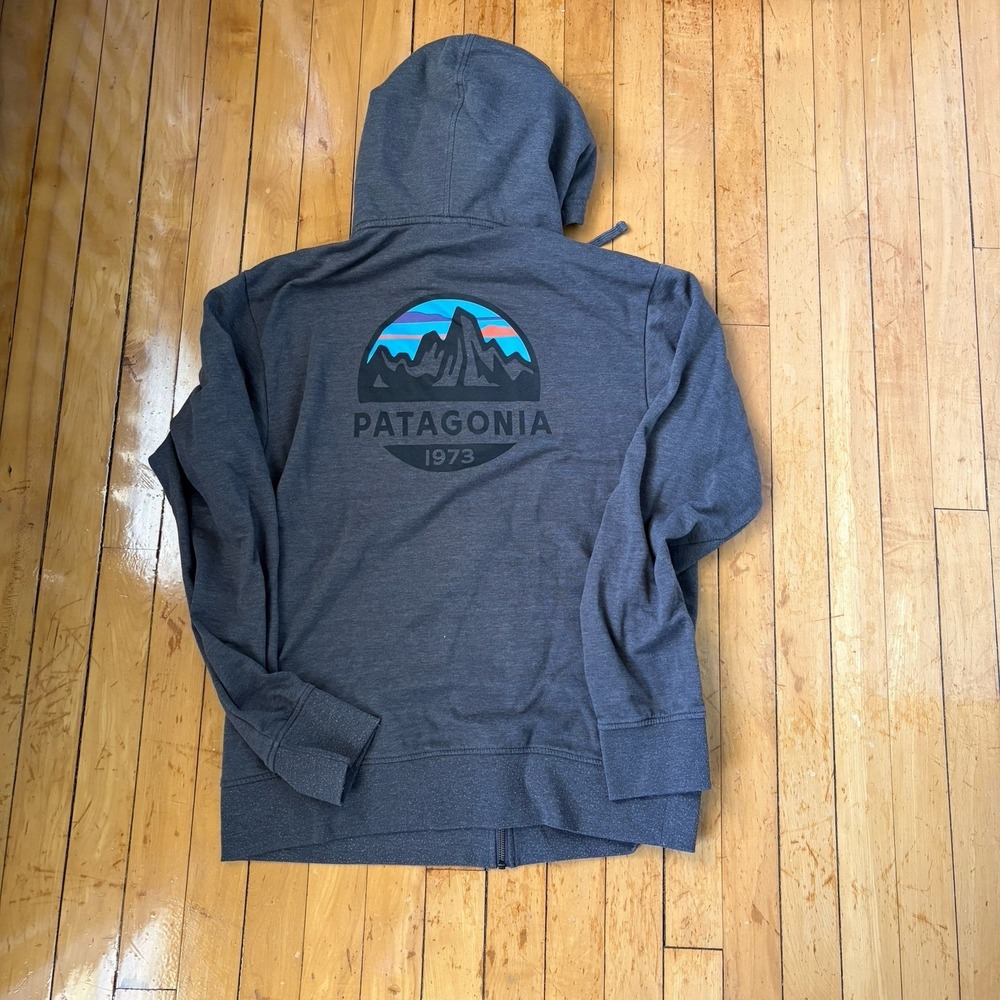 Patagonia Hoodie Womens Medium Gray Organic Cotton Full Zip Gorpcore Graphic - Picture 7 of 10